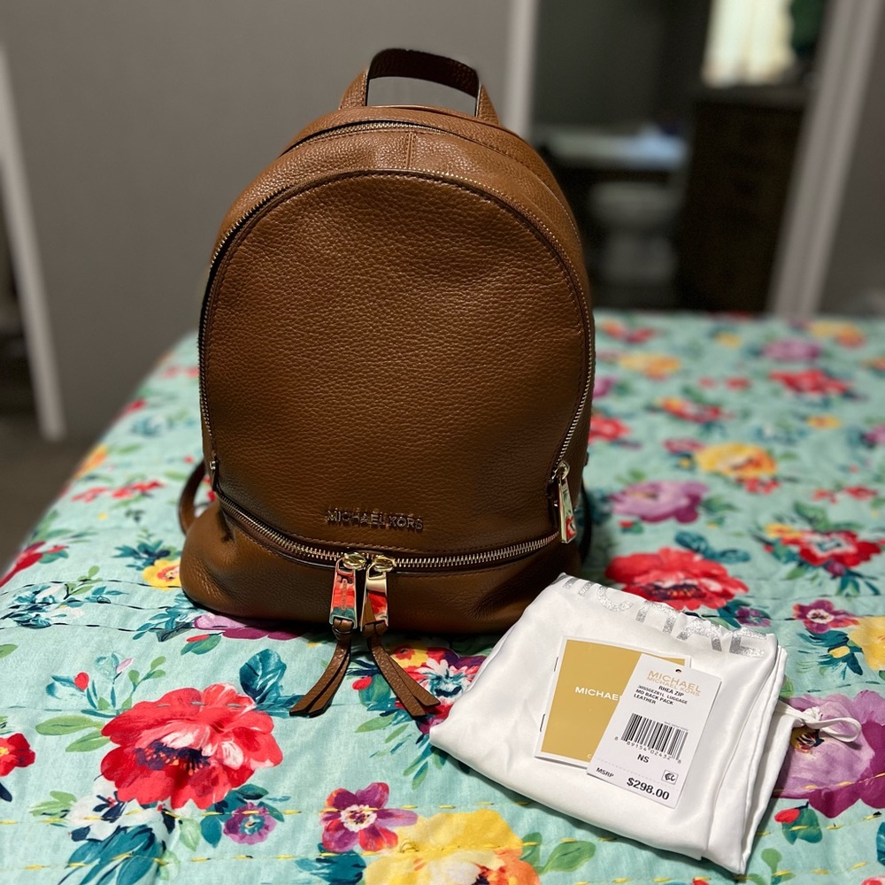 Michael Kors Rhea Zip Backpack
